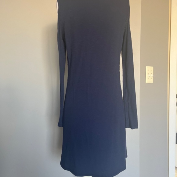 Anthropologie By Sol Angeles Textured Knit Cold Shoulder Casual Navy Boat Dress - Picture 5 of 7